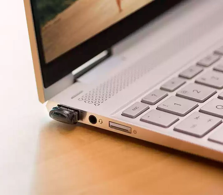 Накопитель SanDisk USB3.1 Flash 64GB Ultra Fit Z430