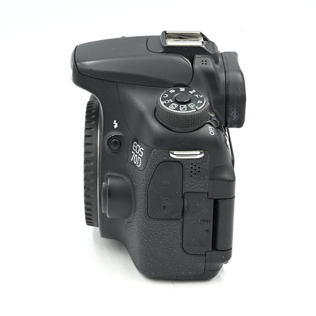 Зеркальный фотоаппарат Canon EOS 70D Body (состояние 5-) (б/у)