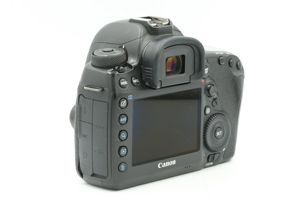 Зеркальный фотоаппарат Canon EOS 5D Mark IV Body (состояние 4) (б/у)