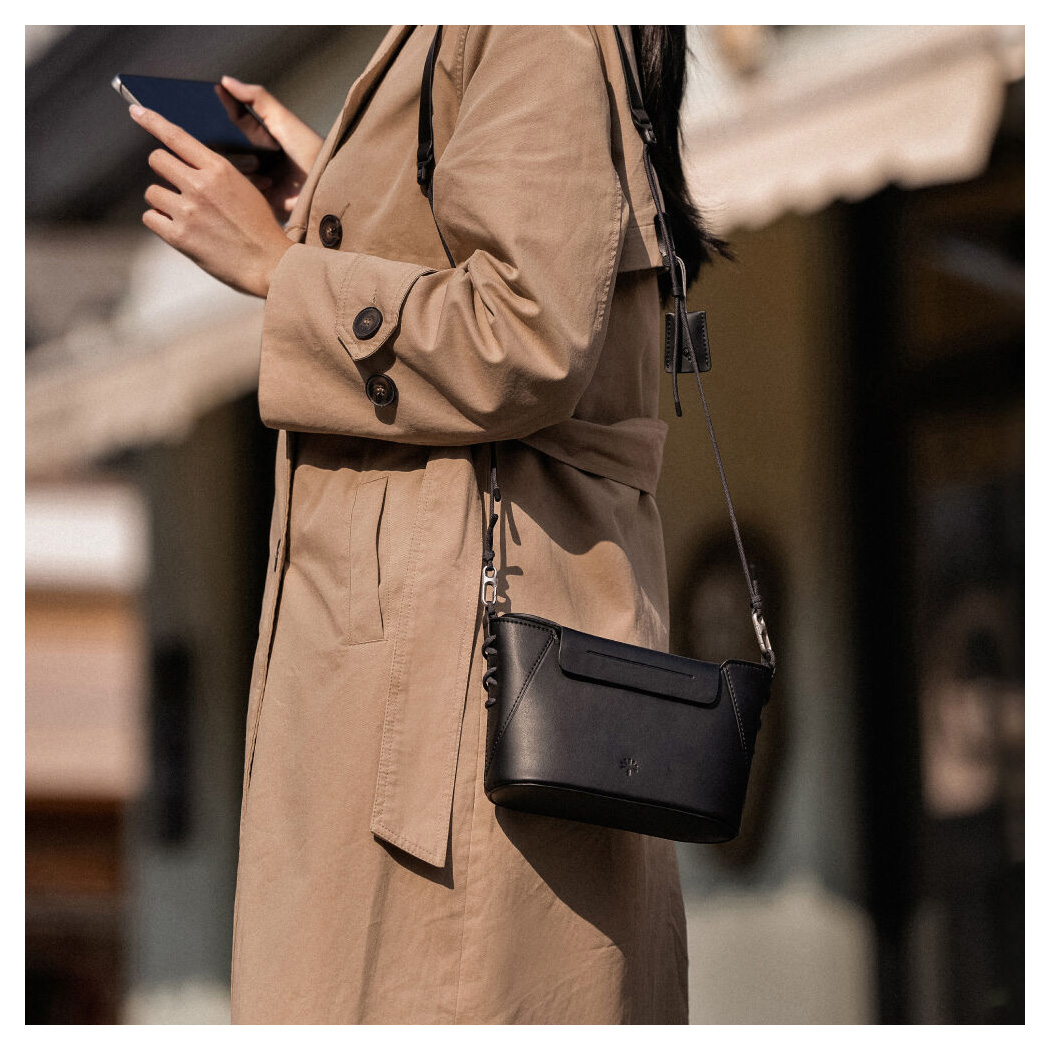 Сумка PGYTECH OneGo Classic Crossbody Mobile Bag, цвет Elegant Black