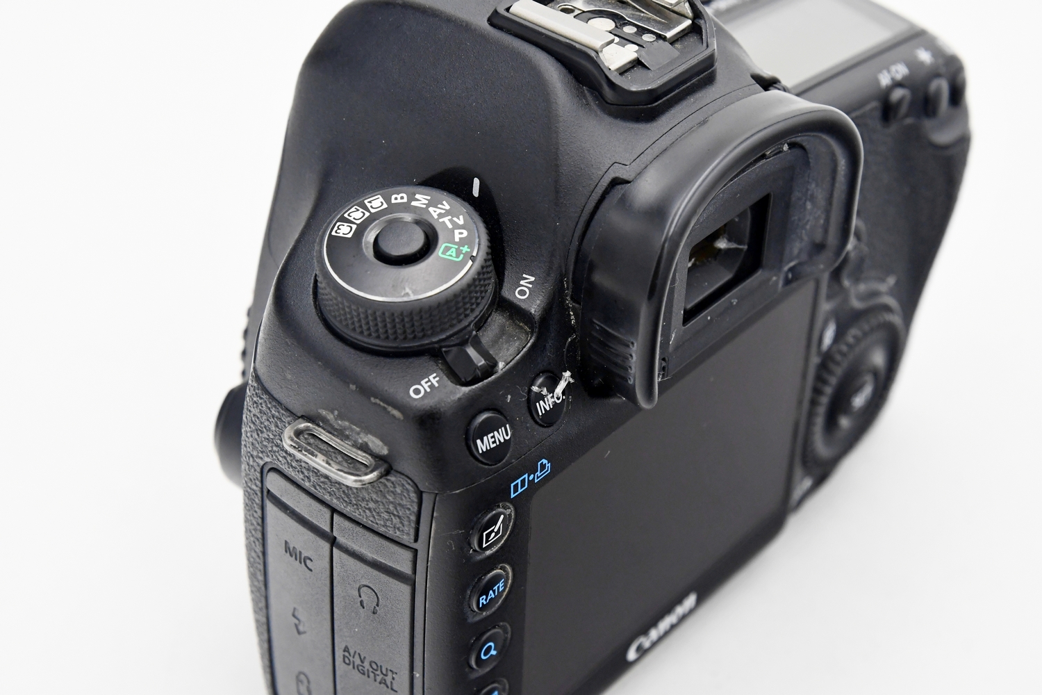 Зеркальный фотоаппарат Canon EOS 5D Mark III Body (состояние 4) (б/у)