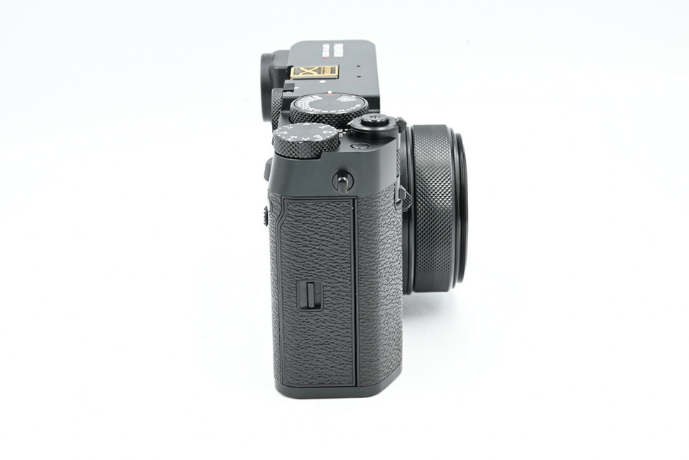 Беззеркальный фотоаппарат Fujifilm GFX100RF, черный (состояние 5) (б/у)