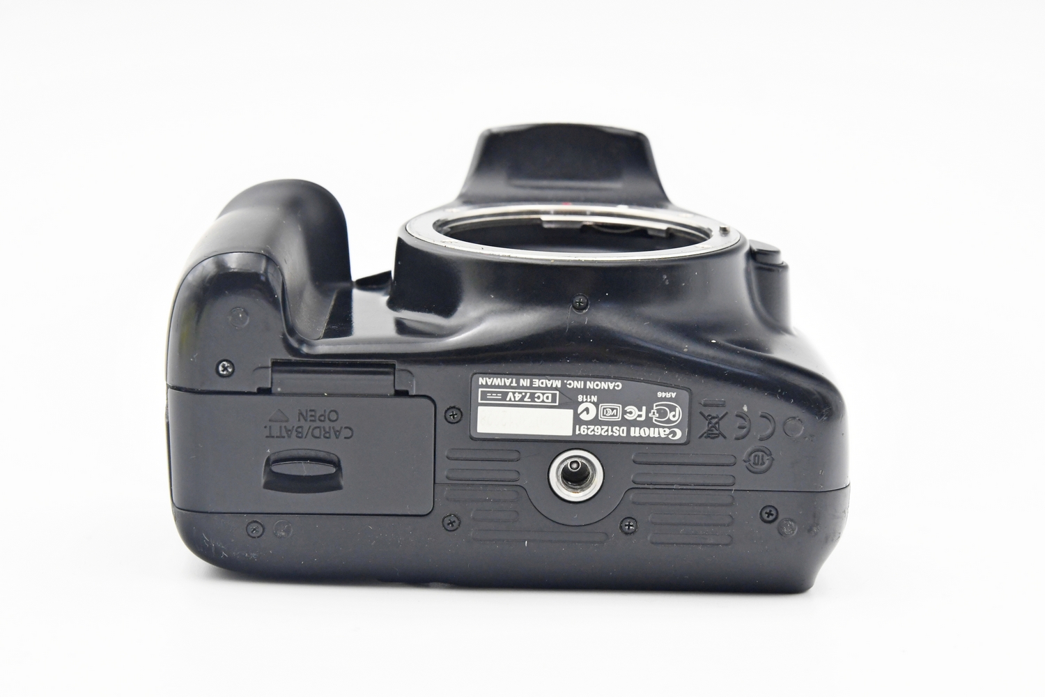Зеркальный фотоаппарат Canon EOS 1100D Body (состояние 3) (б/у)