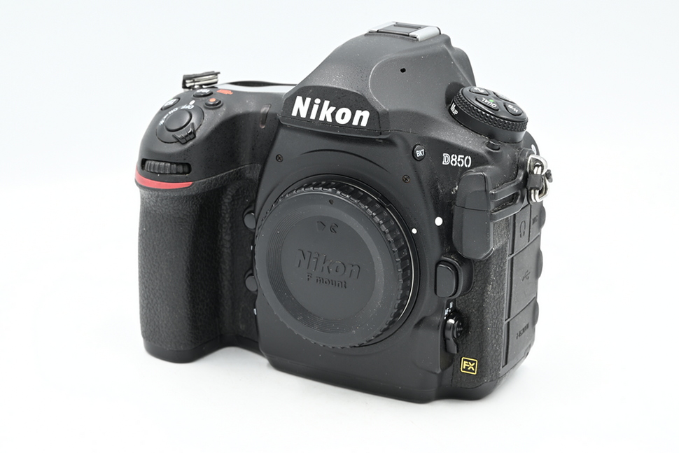 Зеркальный фотоаппарат Nikon D850 Body - с.н. 6066021 (состояние 5) (б/у)