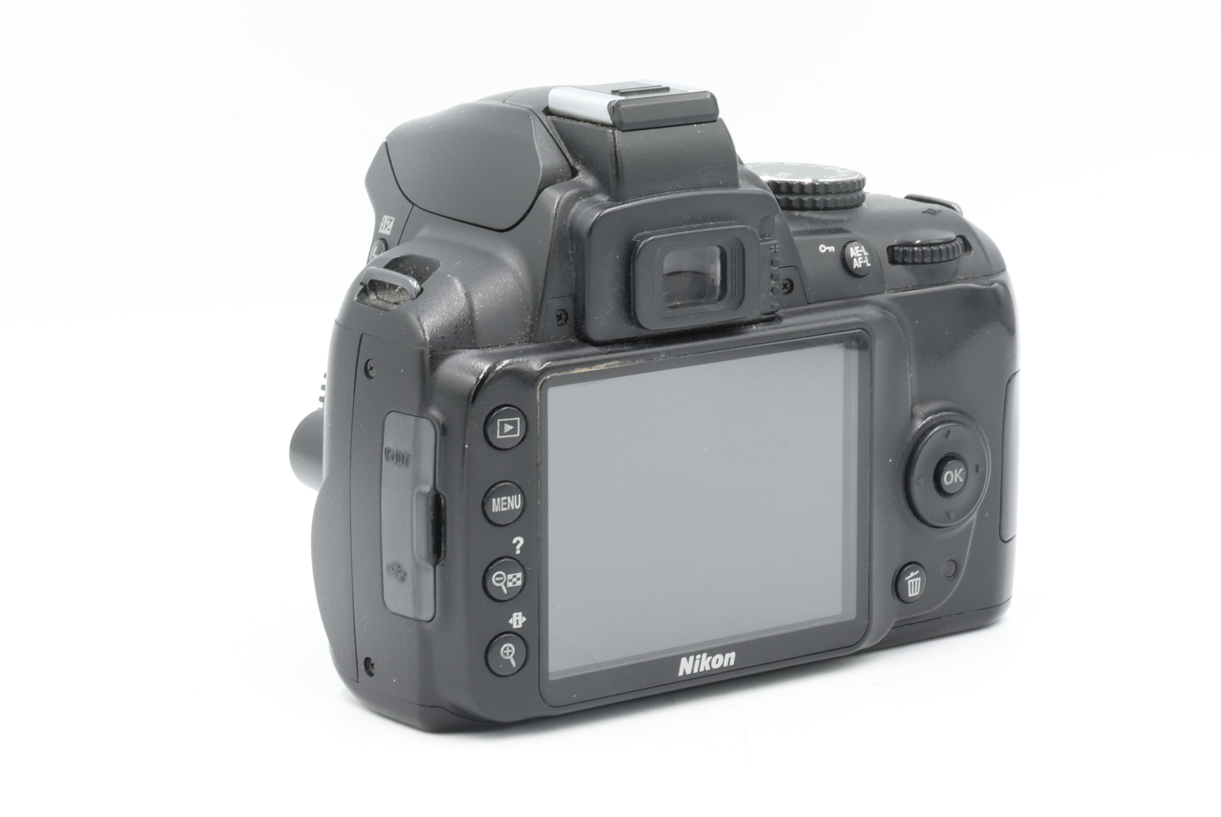 Зеркальный фотоаппарат Nikon D3000 Body (состояние 5-) (б/у)