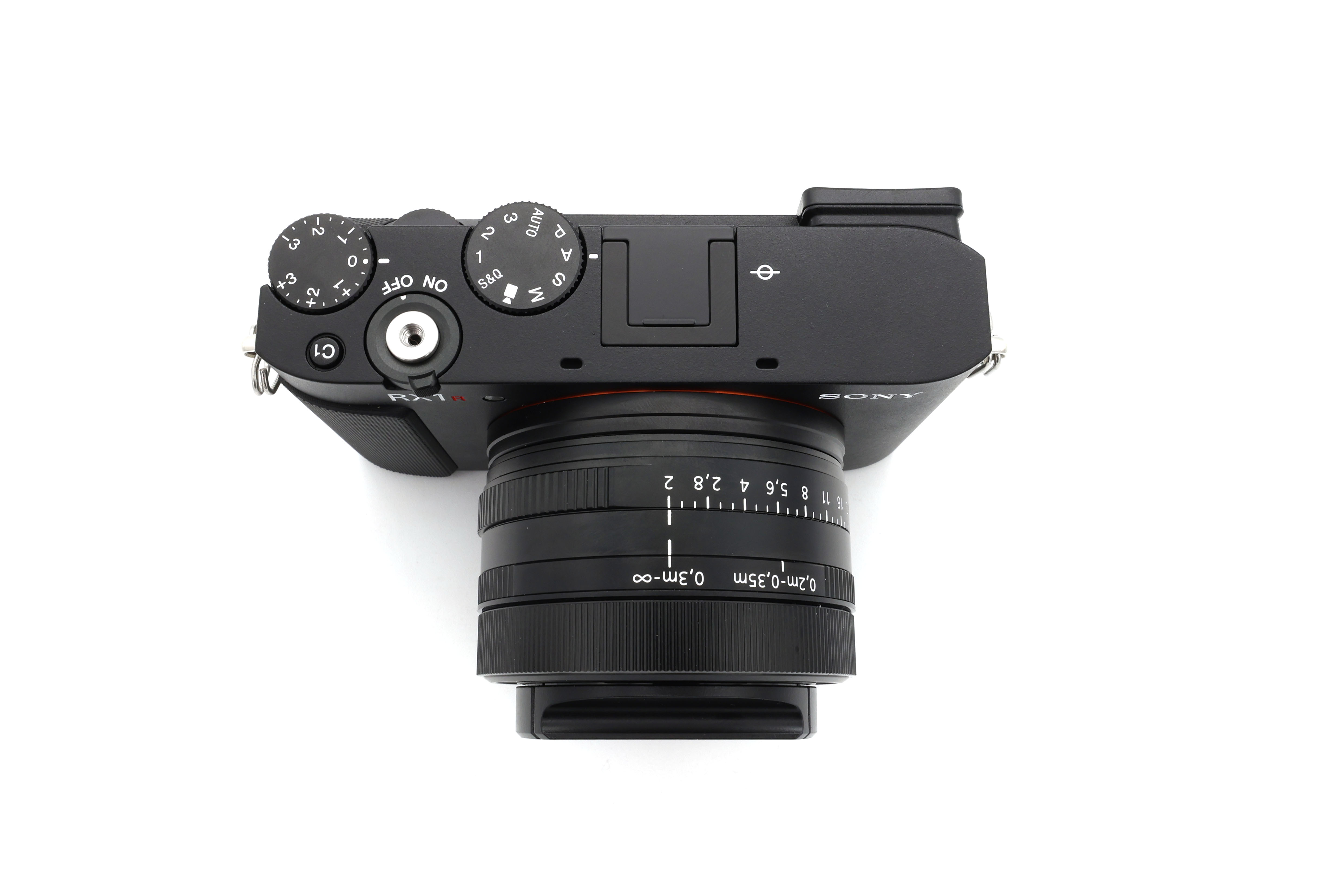 Компактный фотоаппарат Sony Cyber-shot RX1R III (состояние 5-) (б/у)