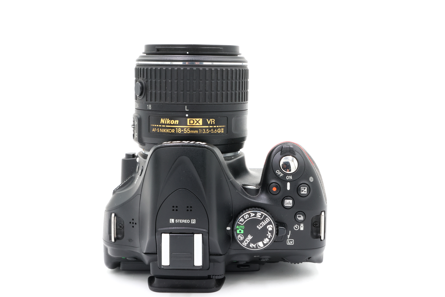 Зеркальный фотоаппарат Nikon D5200 Kit AF-S 18-55mm VR II (состояние 5) (б/у)