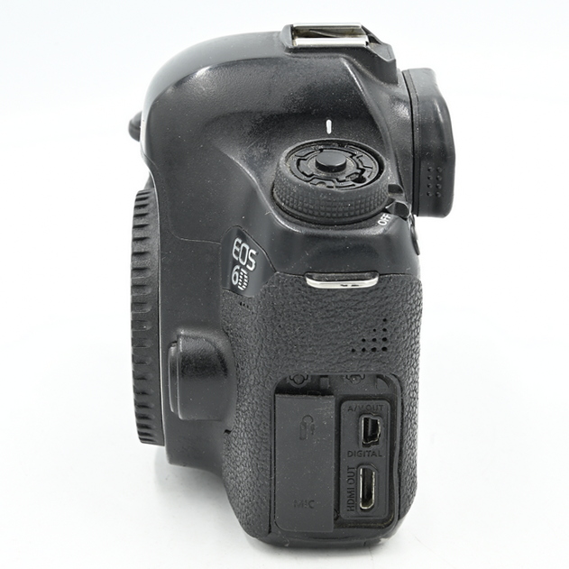 Зеркальный фотоаппарат Canon EOS 6D Body (состояние 4) (б/у)