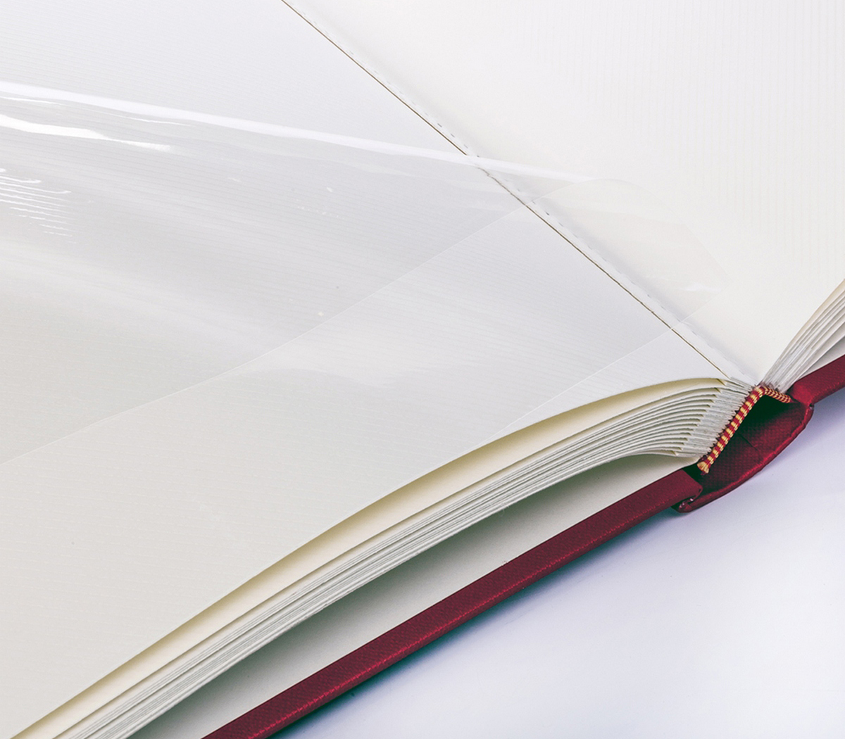 Фотоальбом Walther Fun Trend, магнитный, 33x34 см, 50 страниц, красный