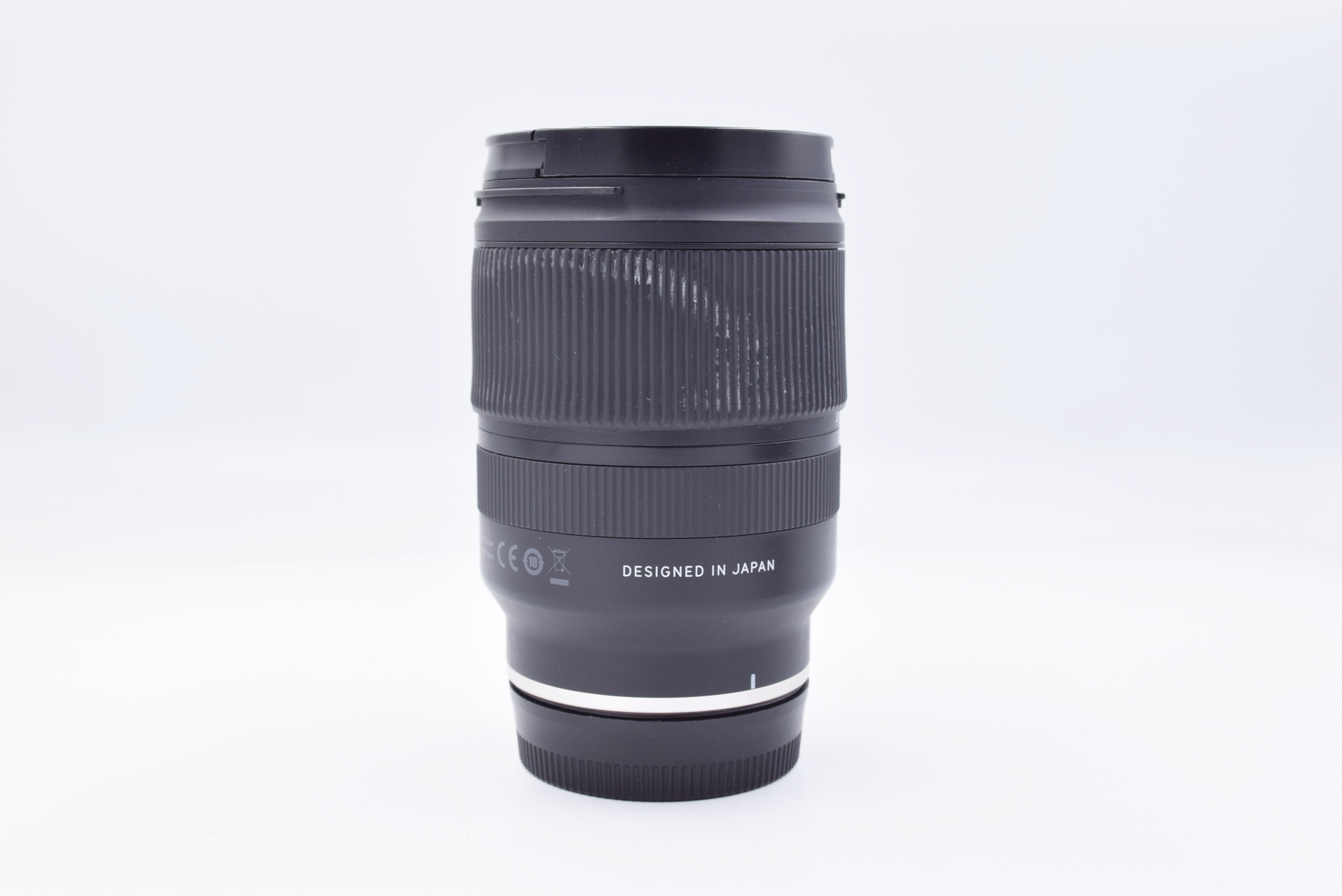 Объектив Tamron 17-28mm f/2.8 Di III RXD E-Mount (состояние 4) (б/у)