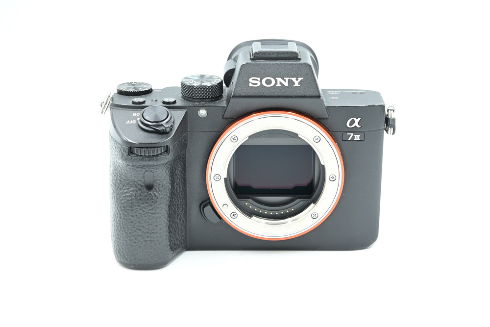 Беззеркальный фотоаппарат Sony A7 III Body (состояние 4) (б/у)