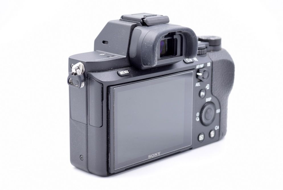 Беззеркальный фотоаппарат Sony A7 II Kit 28-70mm OSS (состояние 5-) (б/у)