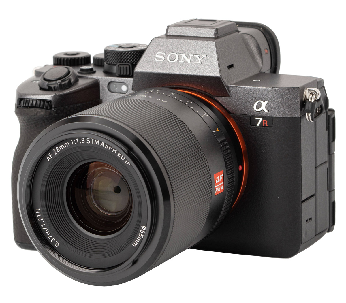 Объектив Viltrox AF 28mm f/1.8 FE-mount