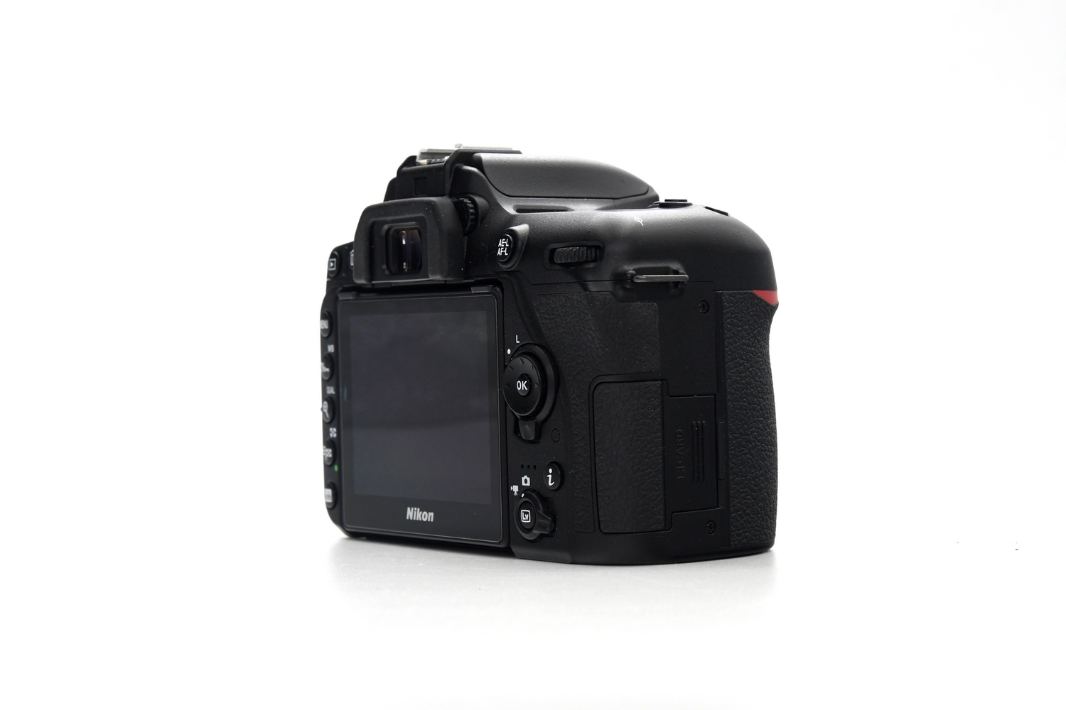 Зеркальный фотоаппарат Nikon D7500 Body (состояние 5) (б/у)