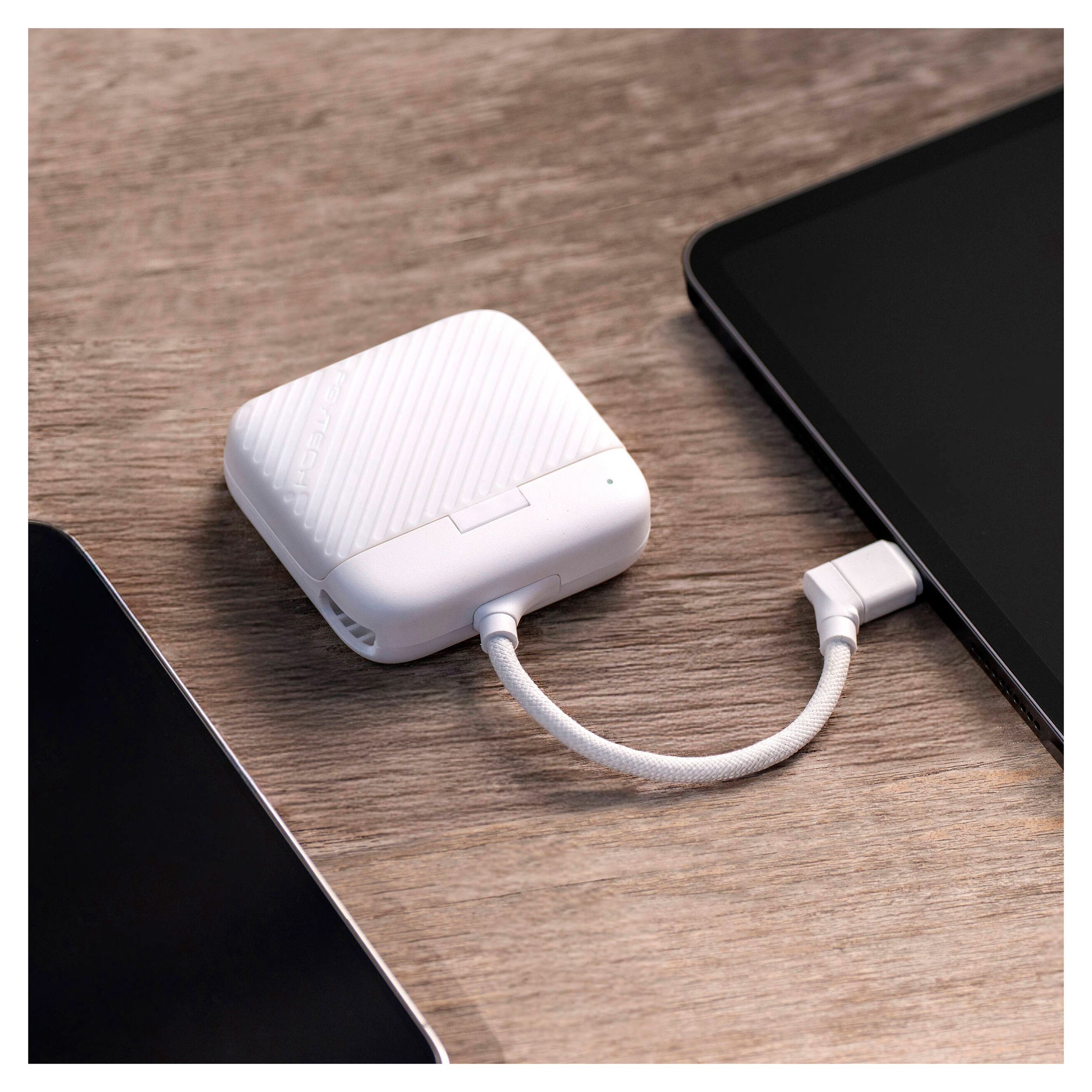 Карт-ридер и чехол PGYTECH CreateMate Mini, SD UHS II / microSD, Ivory White