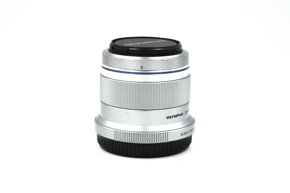 Объектив Olympus M.ZUIKO Digital 45mm f/1.8 silver (cocтояние 5) (б/у)