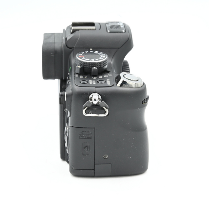 Беззеркальный фотоаппарат Panasonic Lumix GH1 Body (состояние 4) (б/у)