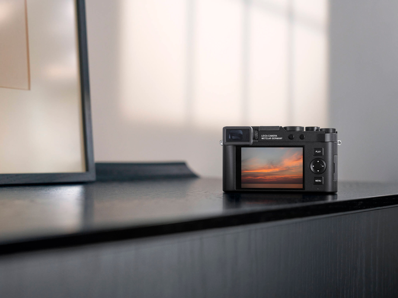 Компактный фотоаппарат Leica D-Lux 8 черный