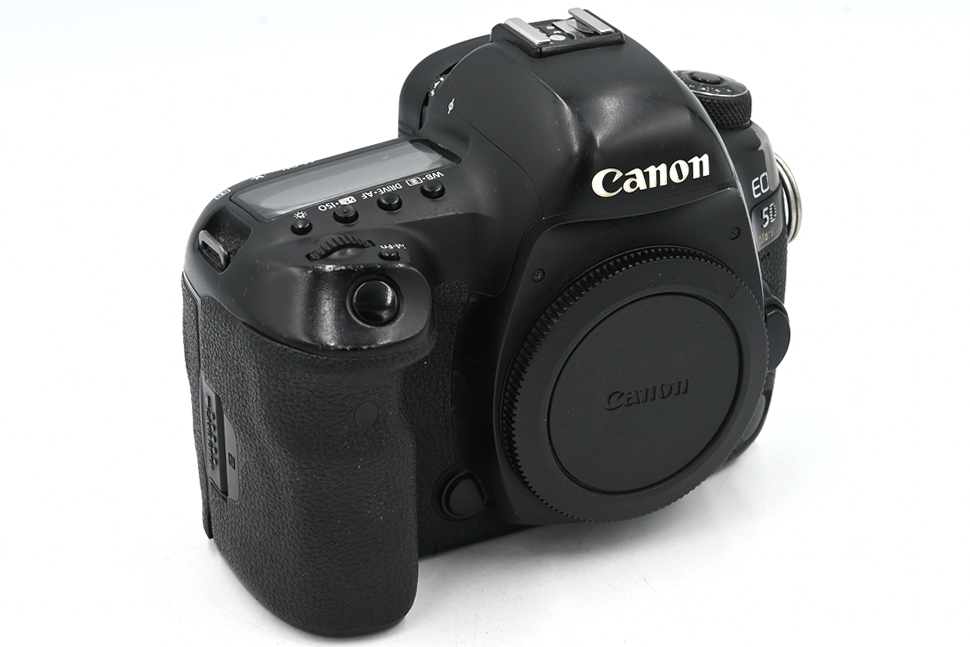 Зеркальный фотоаппарат Canon EOS 5D Mark IV Body (состояние 3) (б/у)