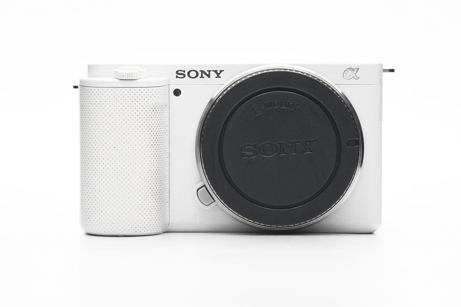 Беззеркальный фотоаппарат Sony ZV-E10 Body, белый (состояние 4) (б/у)