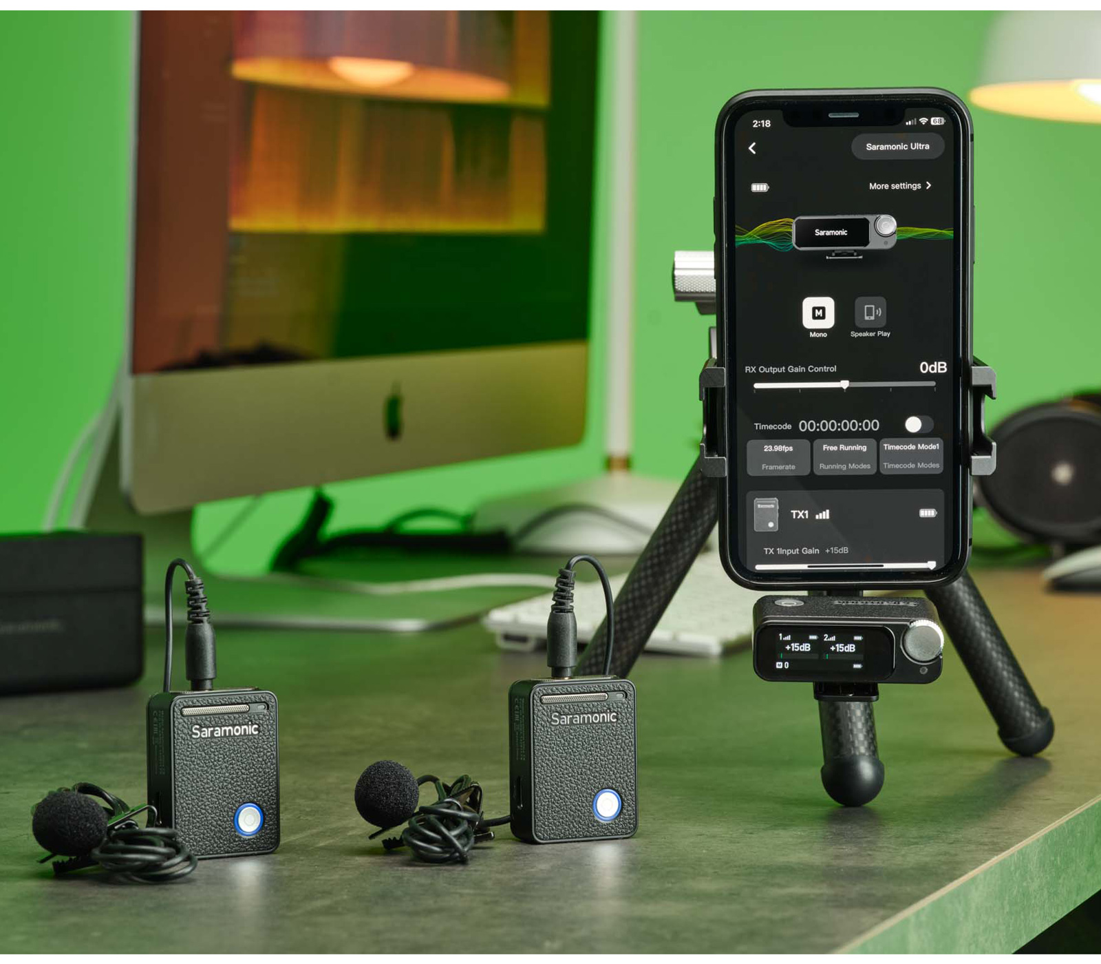 Беспроводная система Saramonic Ultra 03, 2TX + RX, 3.5мм / USB-C / Lightning, с петличками, черная
