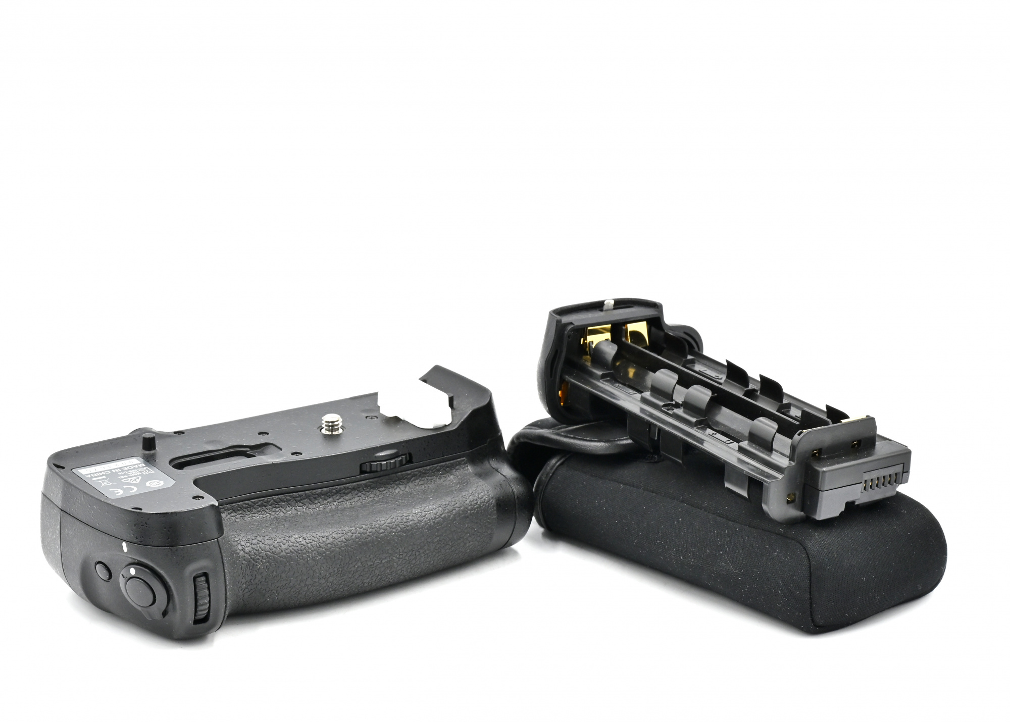 Батарейный блок Nikon MB-D18 для D850 (состояние 5-) (б/у)