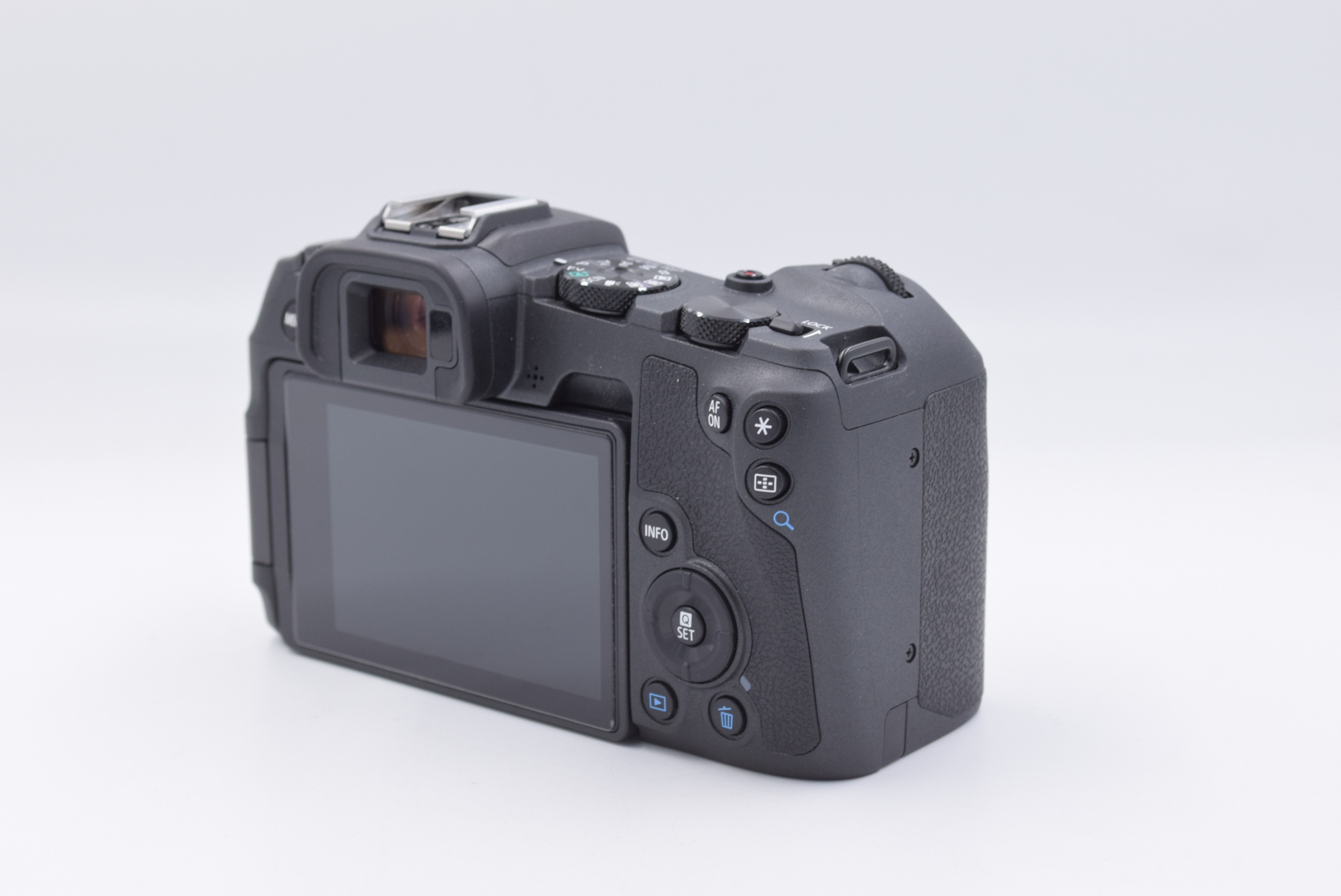 Беззеркальный фотоаппарат Canon EOS R8 Body (состояние 5) (б/у)