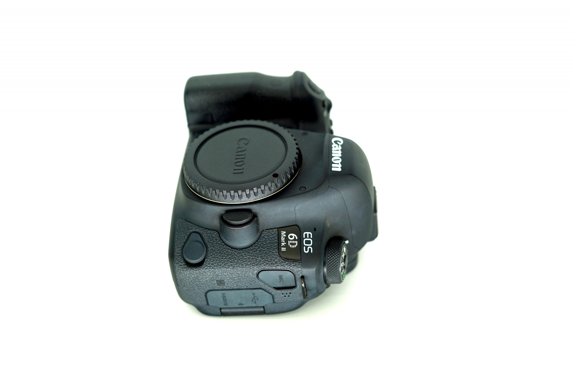 Зеркальный фотоаппарат Canon EOS 6D Mark II Body (состояние 4+) (б/у)