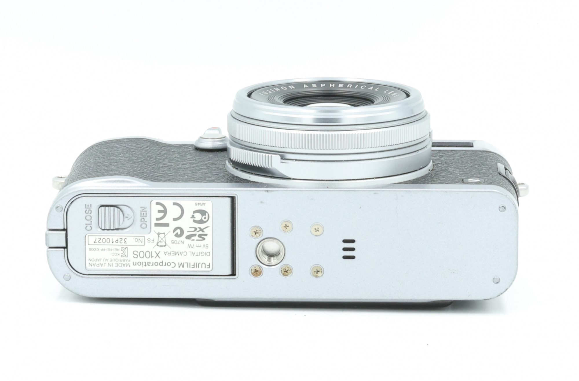 Компактный фотоаппарат Fujifilm X100S Silver (состояние 5-) (б/у)